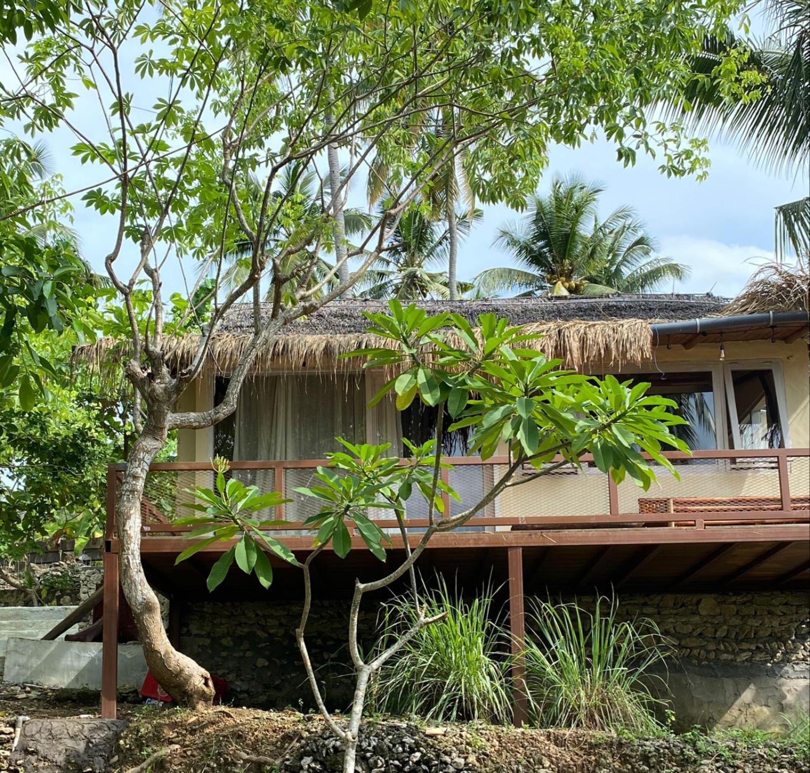 Gading Tree House Villa Batununggul Bagian luar foto