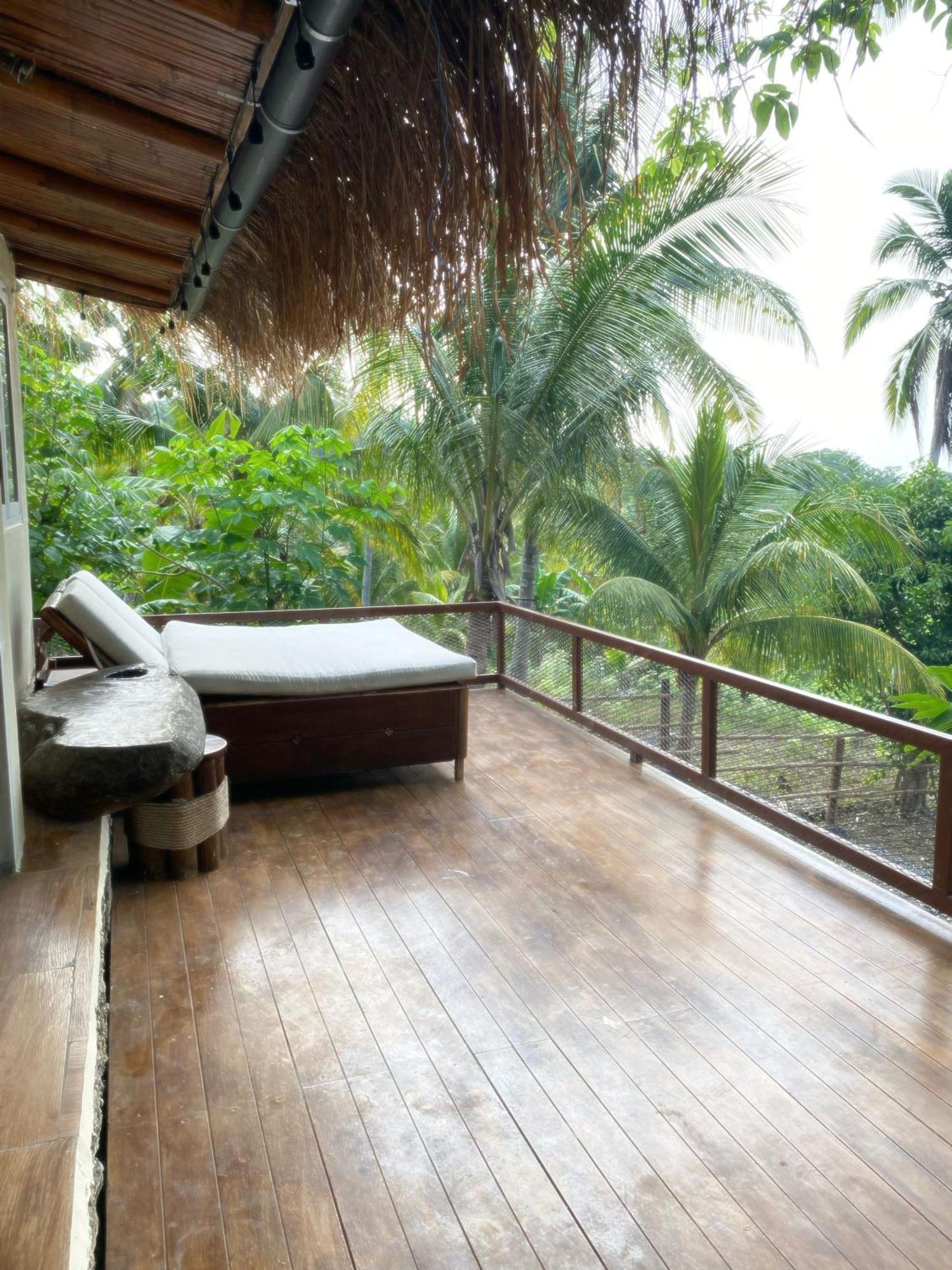 Gading Tree House Villa Batununggul Bagian luar foto