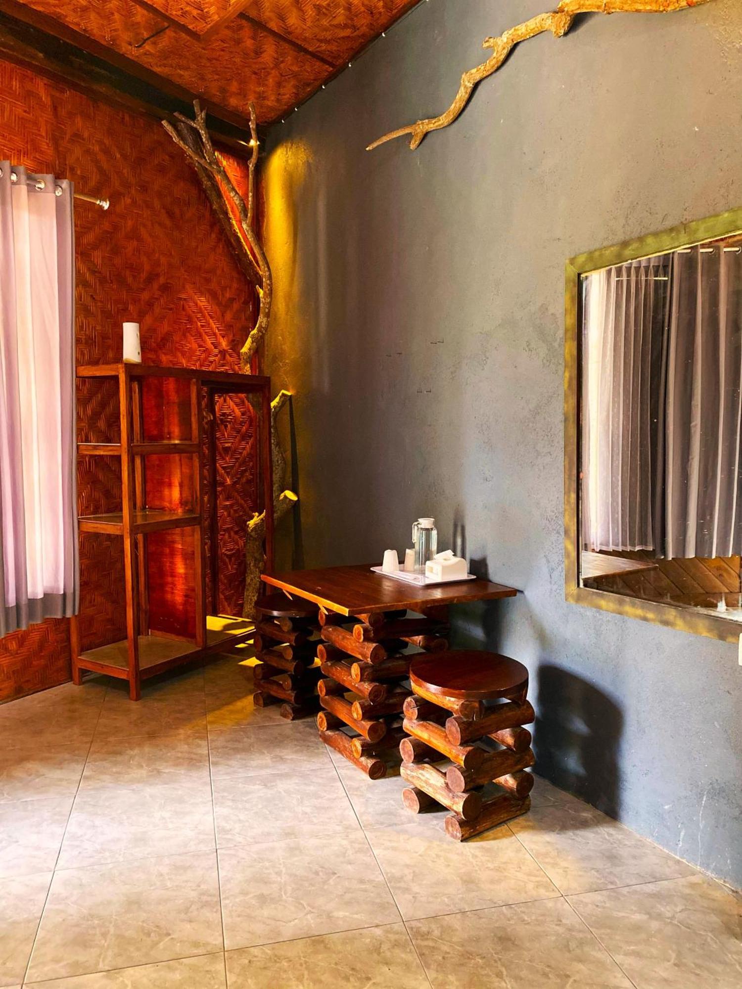 Gading Tree House Villa Batununggul Bagian luar foto