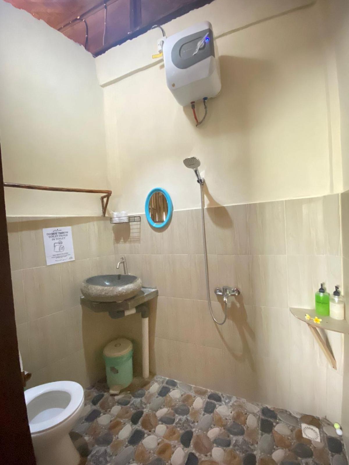 Gading Tree House Villa Batununggul Bagian luar foto